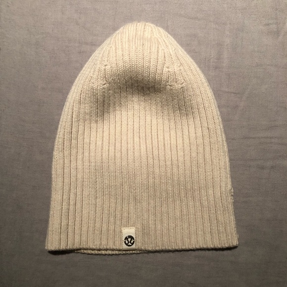 Lululemon winter toque - birch - Picture 2 of 2
